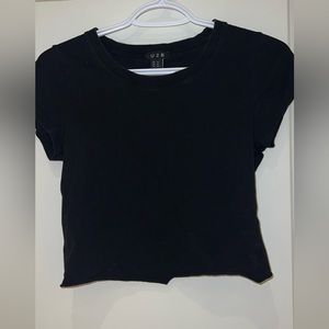Cropped Black T-Shirt